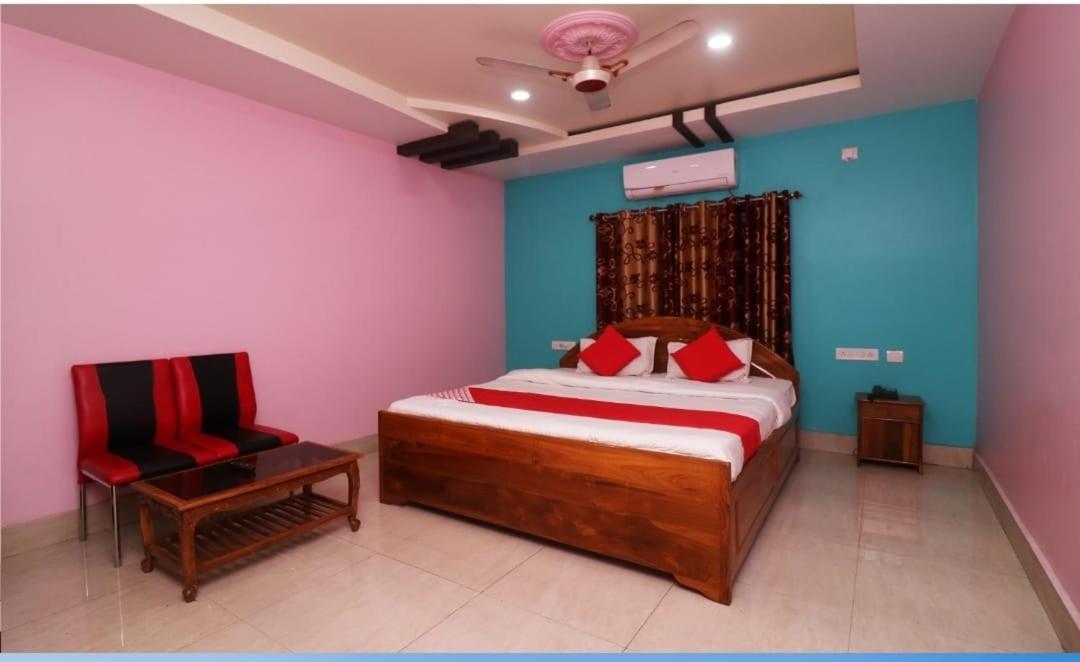Hotel Ayush International Balasore Eksteriør billede